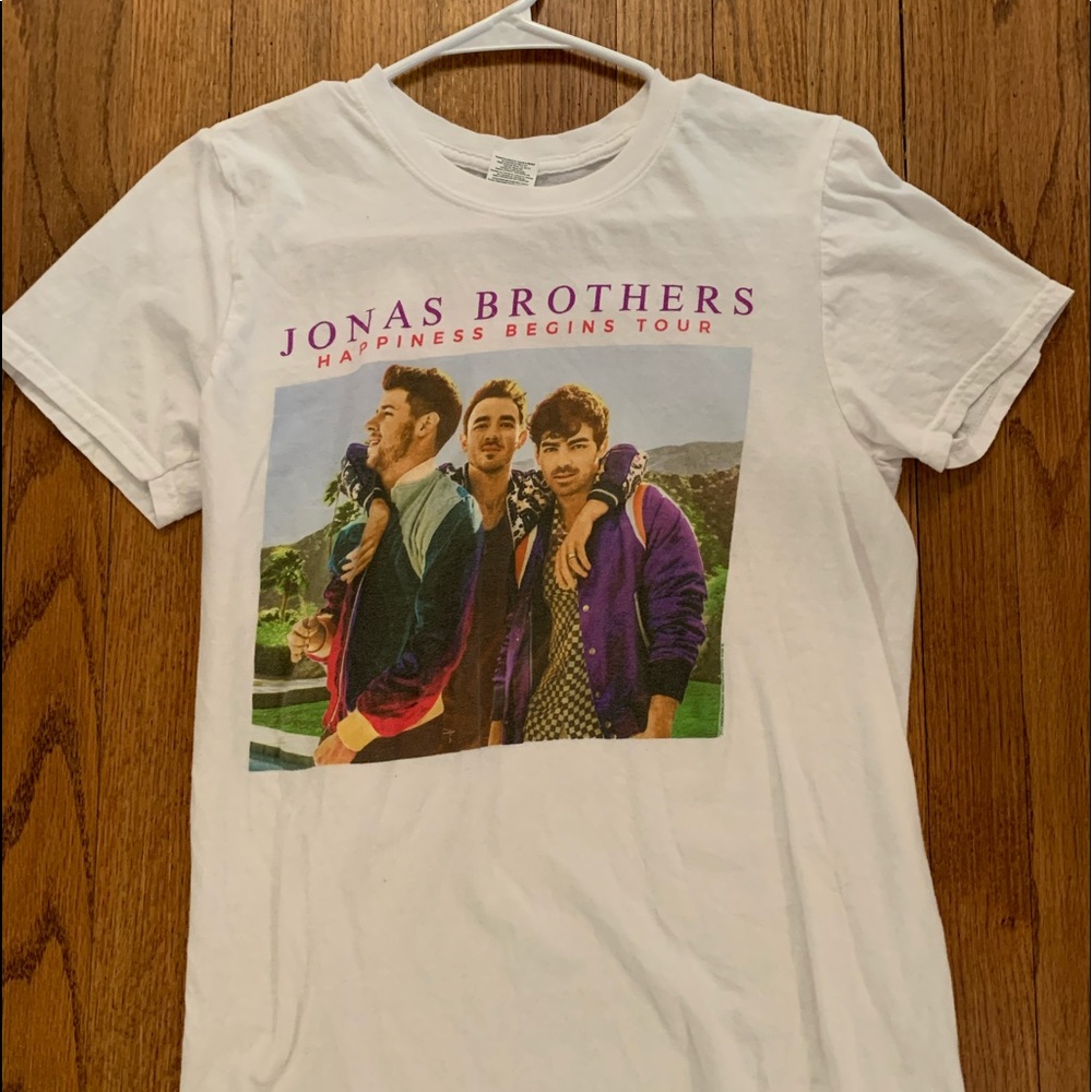 jonas brothers 2019 tour shirt